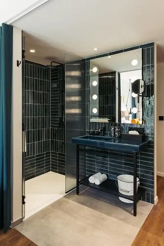 Hotel Schani Uno City Vienna 4*,