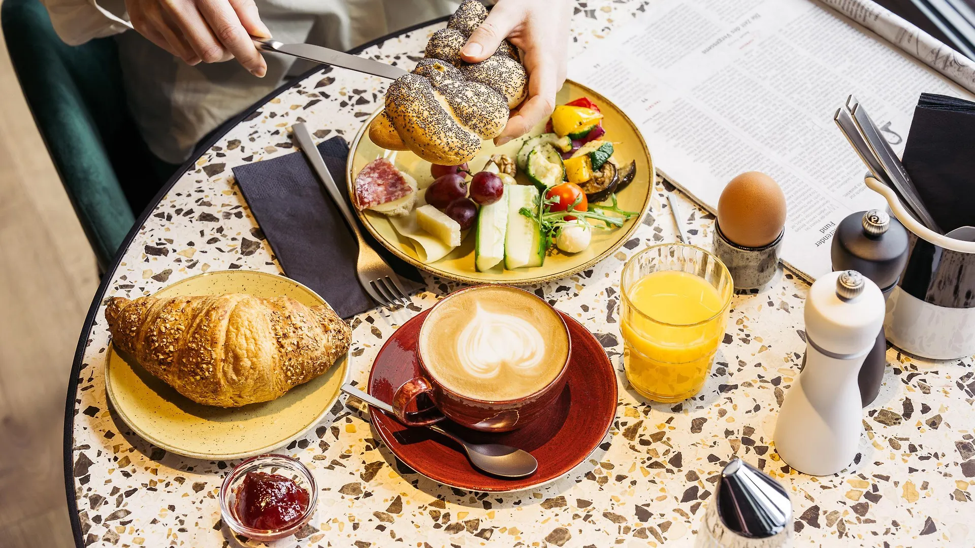 Hotel Schani Uno City Vienna 4*,