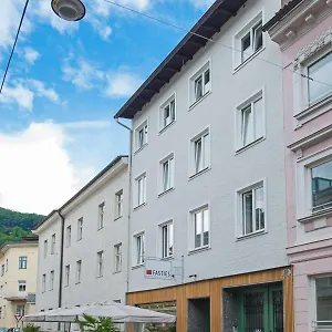 salzburg-apartment.saalbachhinterglemmhotels.com/
