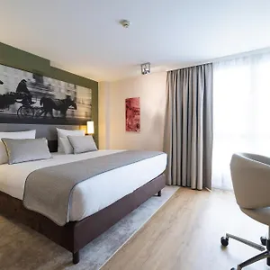 Leonardo Westbahnhof Hotel